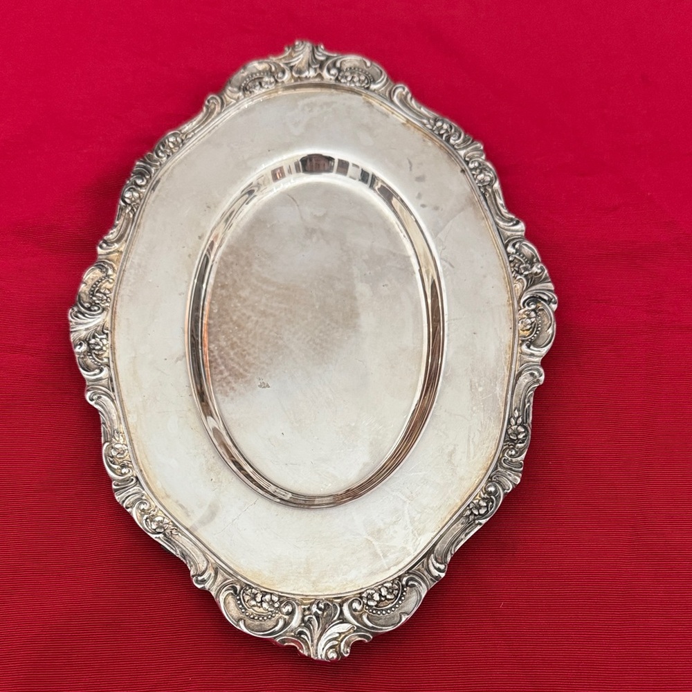 Vintage Baroque by Wallace, 238, Elegant silver plated Ornate Oval Tray (mlb)